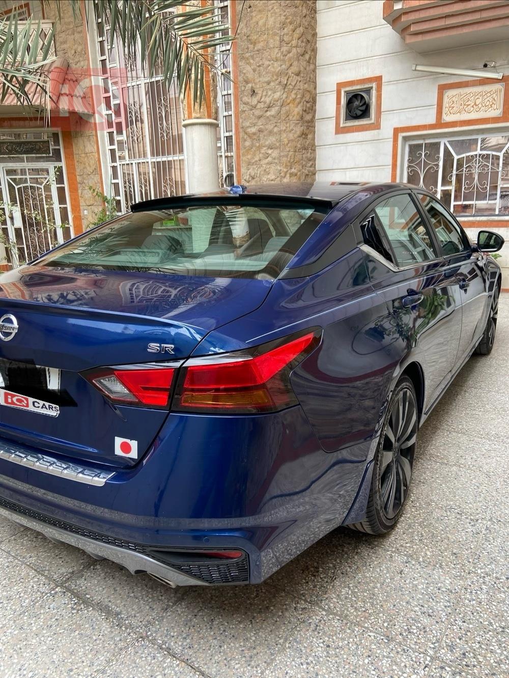 نيسان ألتيما